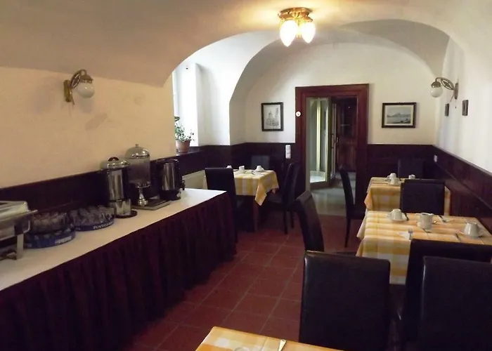 Zum Goldenen Loewen 3*