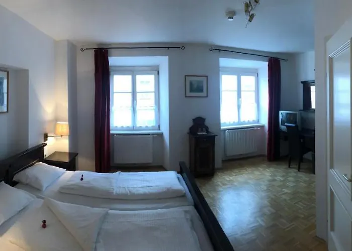 Zum Goldenen Loewen 埃伦豪森